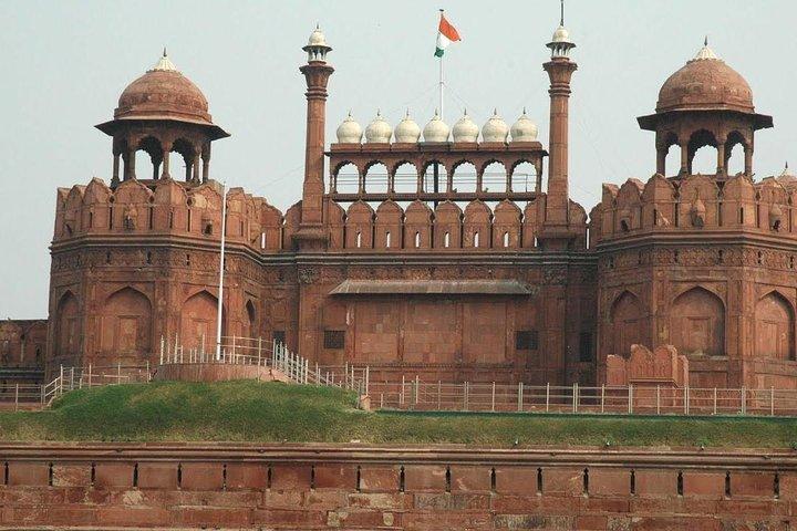 From Delhi : Tajmahal & Agra Fort Day trip 