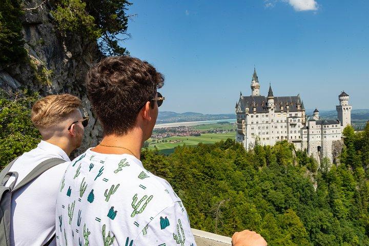 Neuschwanstein Castle and Linderhof VIP All-Inc Tour from Munich