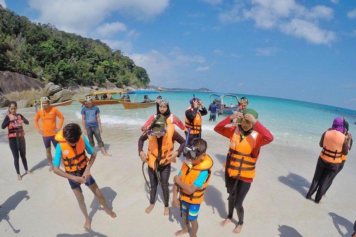 Perhentian Island Free & Easy with Snorkeling Trips 3D2N