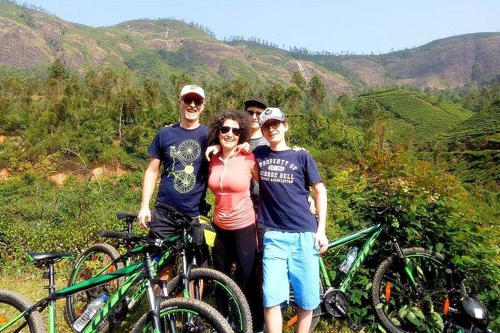 Pedal Green : Munnar Bicycle Tour