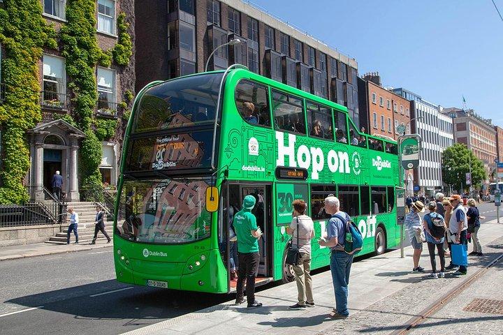 Dublin Hop-On Hop-Off Bus Tour with Guide and Little Museum Entry