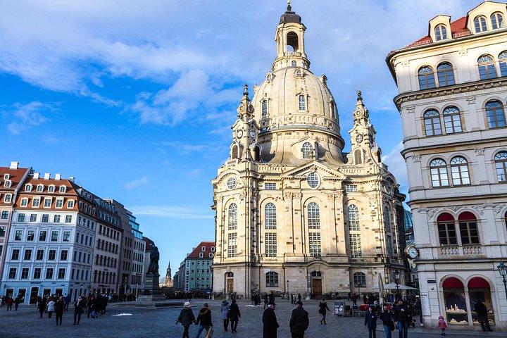 Public guided tour of the old town including a tour of the Frauenkirche