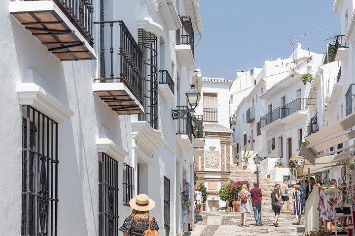 Frigiliana and Nerja Tour from Costa del Sol