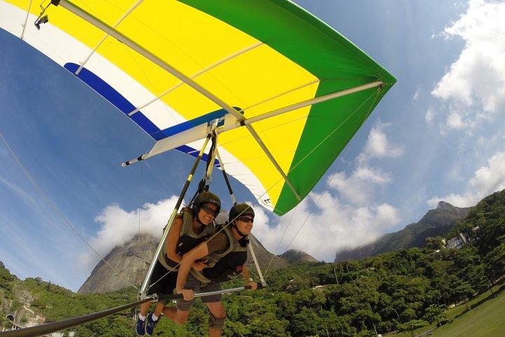 Hang gliding in Rio de Janeiro