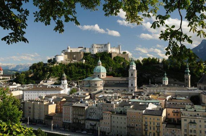 Salzburg Highlight Tour with Fortress Hohensalzburg