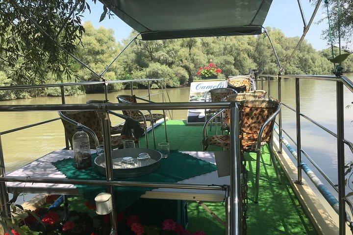 Boat excursion in the Danube Delta, with terrace and closed hall.