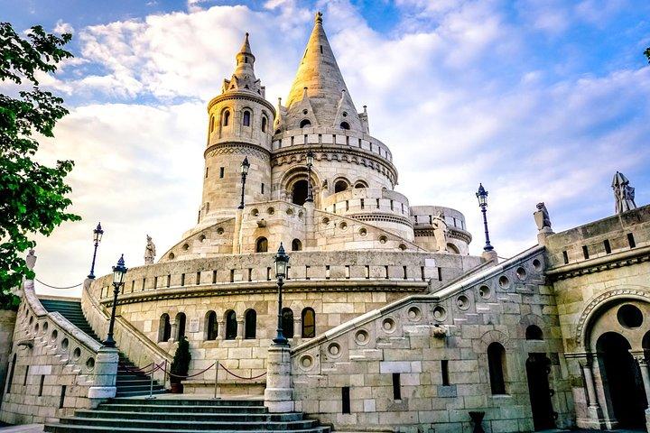 4 Hours Private Budapest First Class Tour with Parliament option