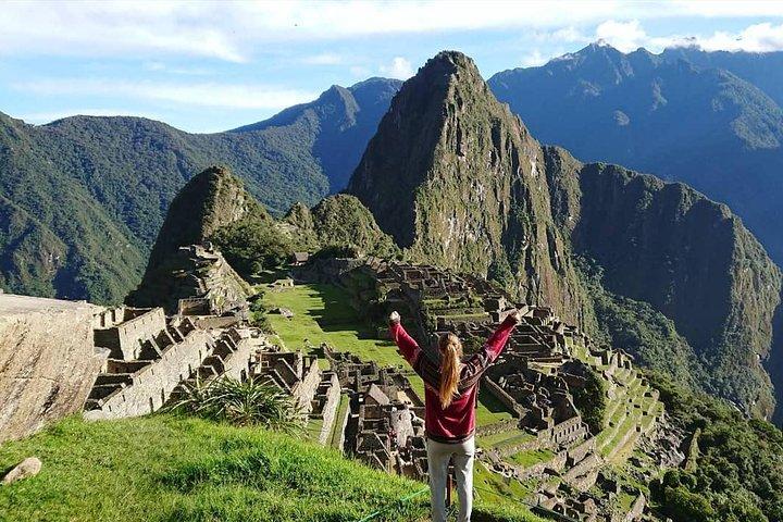 Buy entrance to Machu Picchu