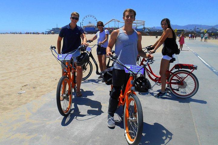 Small-Group Electric Bike Tour of Santa Monica and Venice 