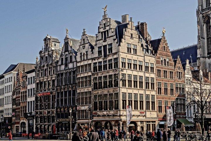 Private Departure Transfer from Antwerp to Brussels By luxury car