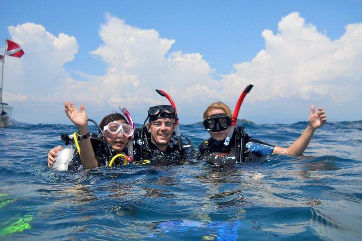 Leisure Diving, 3 Dives at Tunku Abdul Rahman Marine Park in Kota Kinabalu