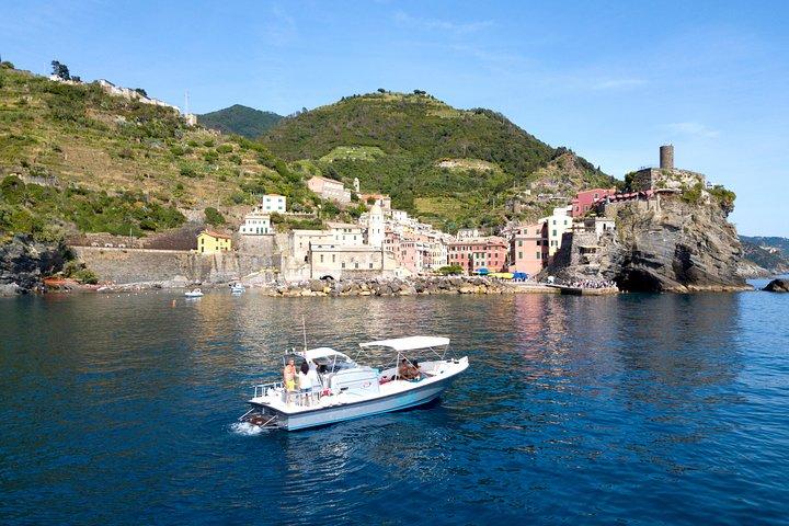 Cinque Terre Boat Tours Experience