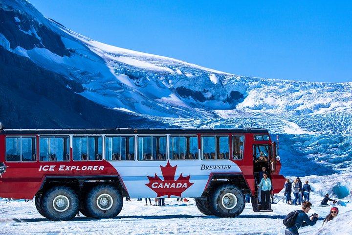 Columbia Icefield Tour with Glacier Skywalk from Jasper