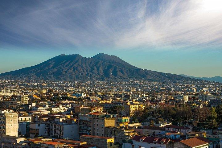Private Transfer from Lecce to Naples with 2 hours for sightseeing