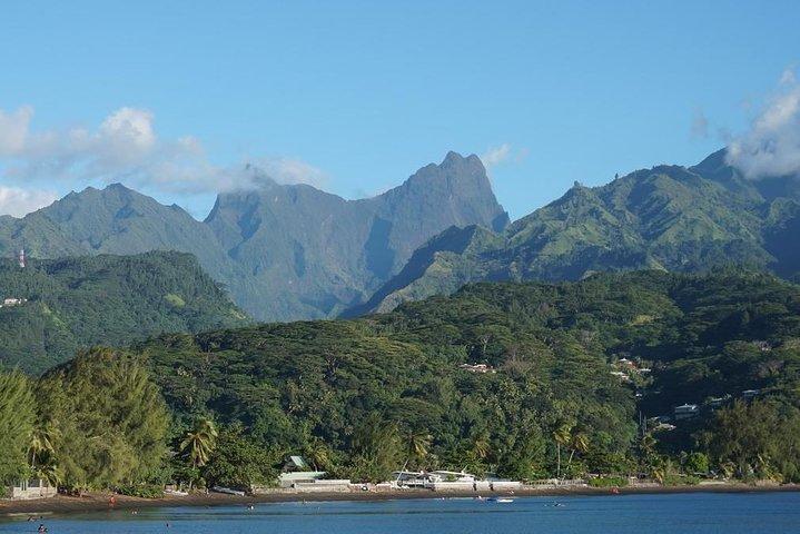 Amazing attractions of Tahiti charming island – Private half day circle tour 
