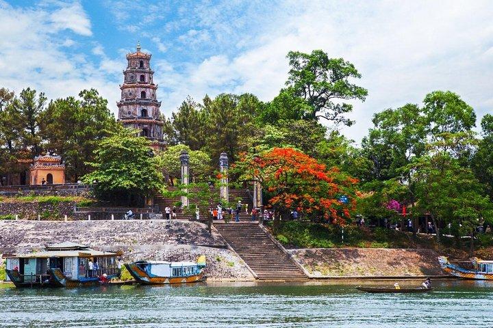 Hue Private Guided Tombs and Thien Mu Pagoda Tour