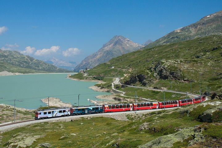 From Lake Como or Milan: Bernina Red Train Tour 