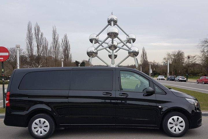 Luxury Minivan from Brussels airport to the city of Antwerp