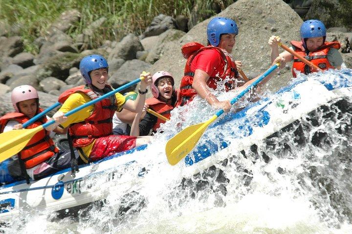 White Water Rafting Pacuare River with Lunch From Puerto Viejo