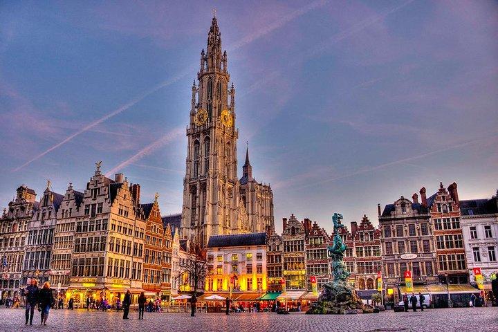 Antwerp by Night Private Walking Tour