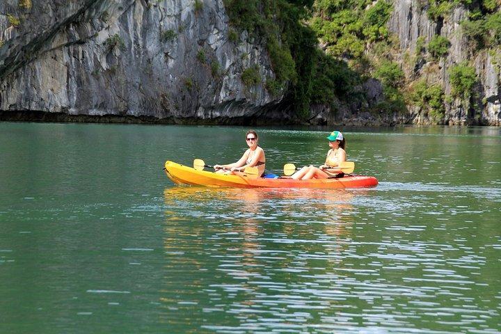Lan Ha bay Boutique cruise 3D/2N: Kayaking - Swimming & Biking Viet Hai villages