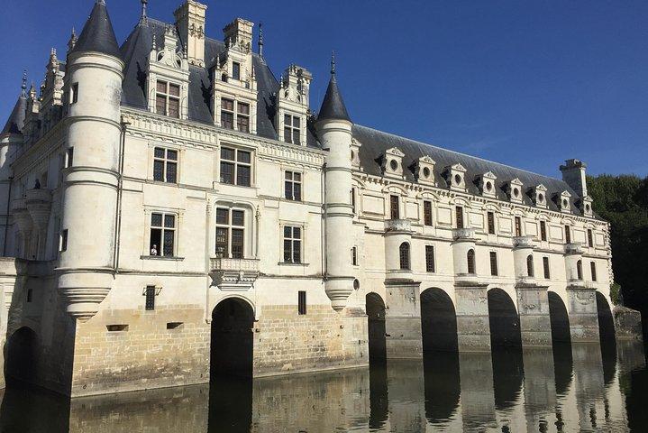 Day at the castles of Chenonceau and Chambord from Blois