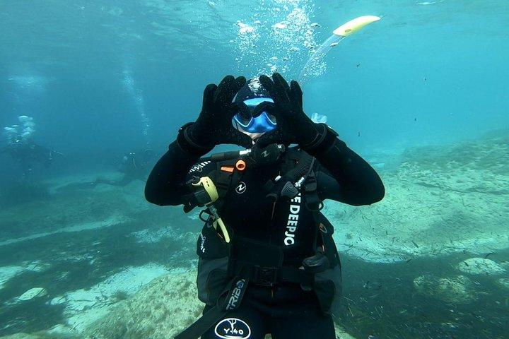 First scuba diving experience with instructor - Malta