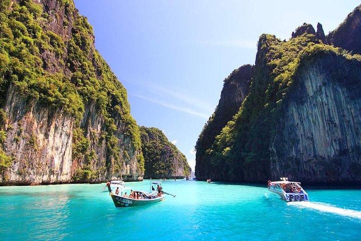 Phi Phi Island By Speed Boat from Krabi 