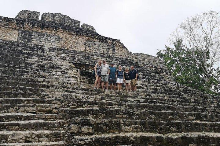 One Day Tour to Chacchoben Mayan City and Bacalar Lagoon with a Certified Guide