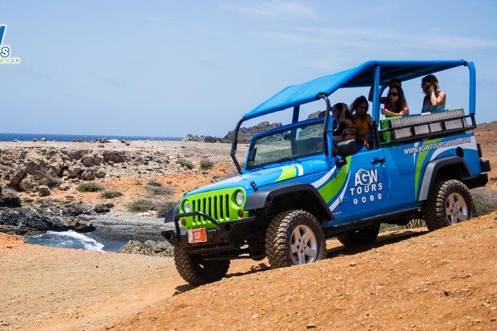 Aruba Jeep Tour: Natural Pool, Caves, and Baby Beach Adventure