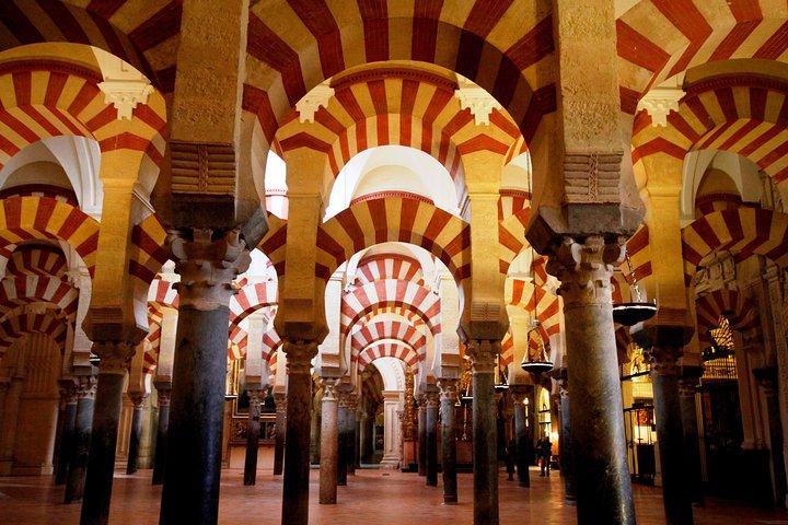 Cordoba Mosque & Jewish Quarter Guided Tour with tickets