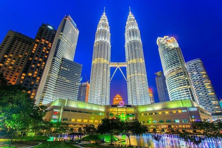 *14 Hrs Kuala Lumpur Ultimate Car Tour from Melaka w' Tour Guide