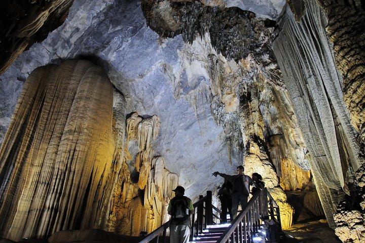 Paradise Cave & Phong Nha Cave Full Day In Quang Binh