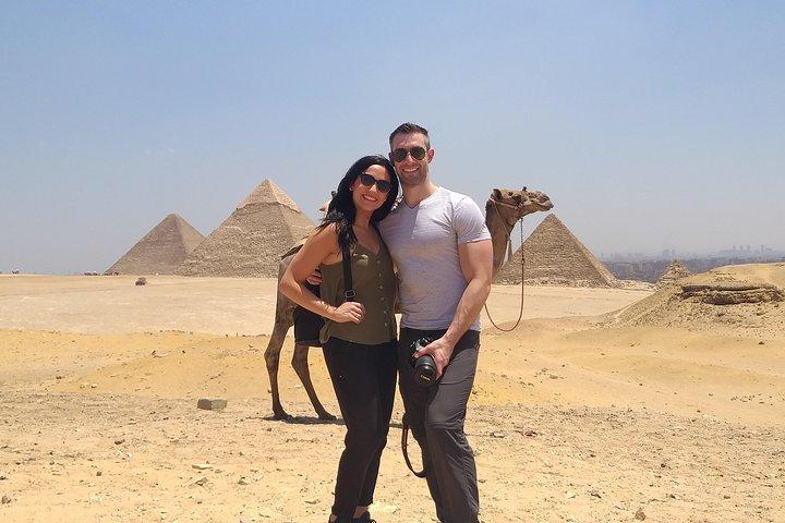 Private tour: Giza Pyramids,Sphinx,Egyptian Museum &Bazaar with Camel Ride&Lunch