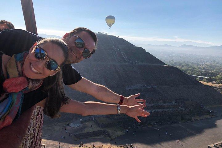 Hot Air Balloon Tour - Teotihuacan 