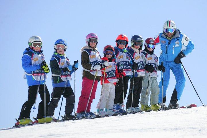 Lessons in Mini-Group - 2 hours a day - Skiing