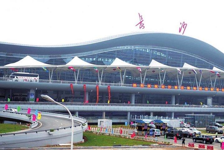 Private Transfer Between Changsha Airport and Changsha/Zhuzhou/Xiangtan City