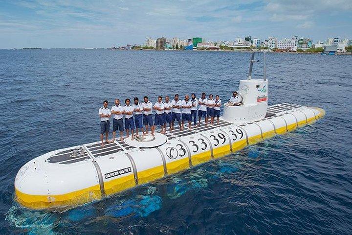 2-Hour Maldives Submarine Tour From Male