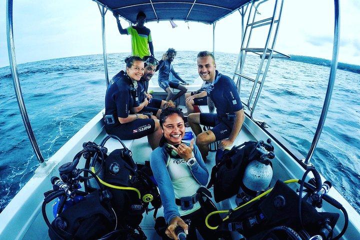 Discover SCUBA Diving in Beautiful Unawatuna Bay
