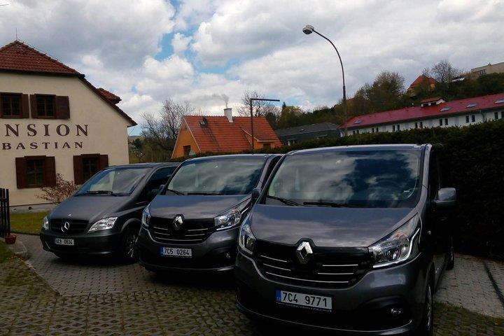 Private one way Airport transfer from Vienna - Airport to Cesky Krumlov