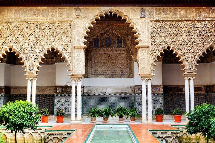 Small-Group Alcazar of Seville Guided Tour with entry ticket