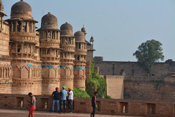 Royal Gwalior Historical City Day tour