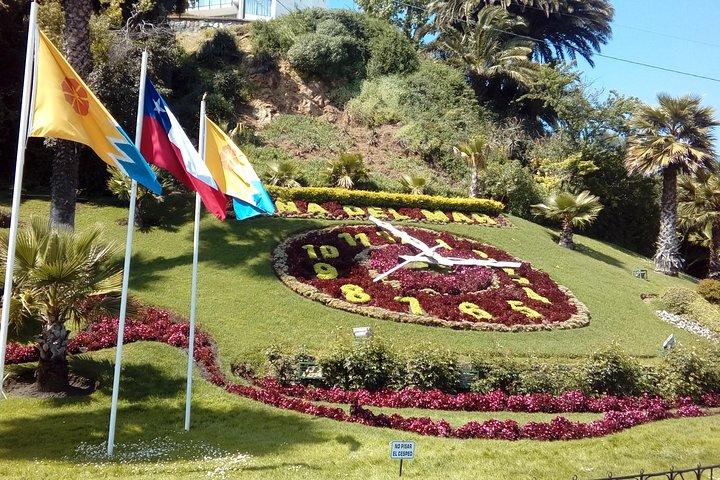 Private Tour to Viña del Mar: City of flowers, summer and festival