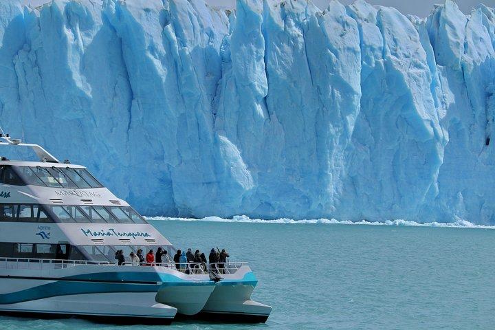 El Calafate Boat Tour to the Glaciers + Lunch(Glaciares Gourmet) 