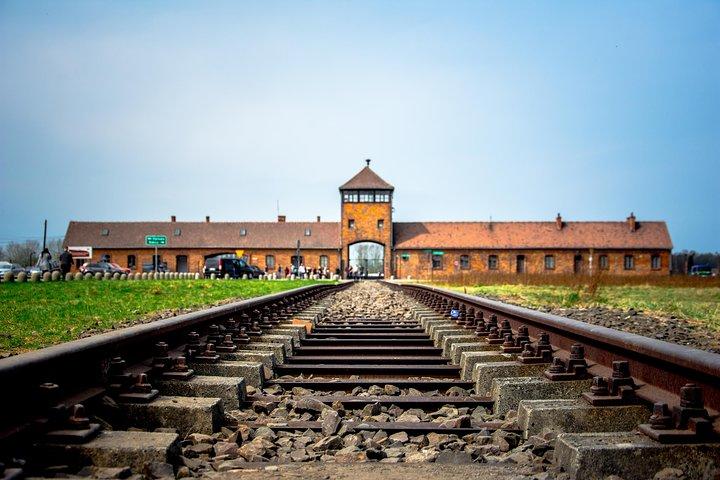 Auschwitz-Birkenau and Wieliczka Salt Mine Guided Full Day Tour