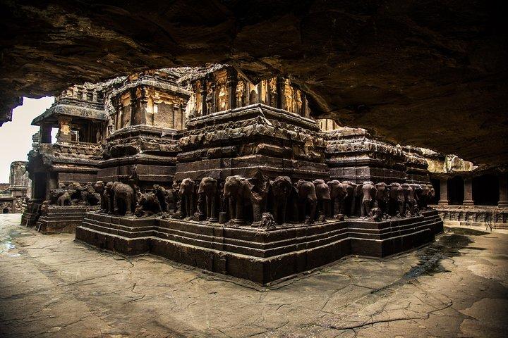 Discover Ajanta & Ellora Caves in 02 Days from Aurangabad 