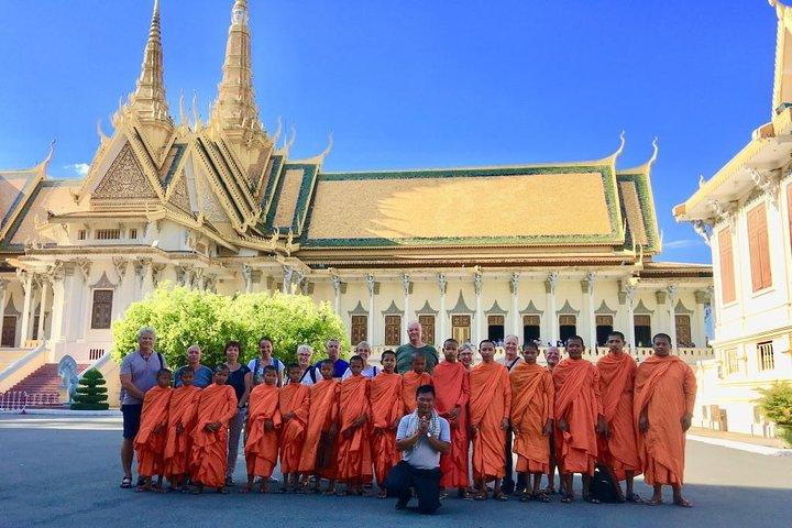 Private Cambodia 7 Day from Siem Reap to Battambang - Phnom Penh