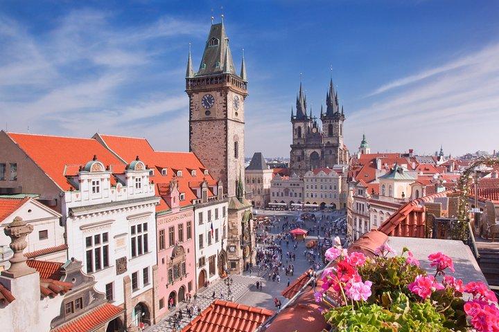Private Transfer from Frankfurt to Prague, English-speaking driver