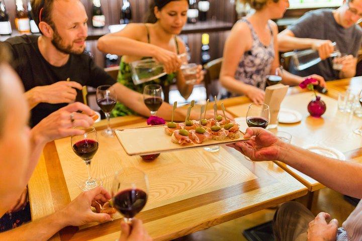 Slovenian culinary experience in Ljubljana - small group - tour