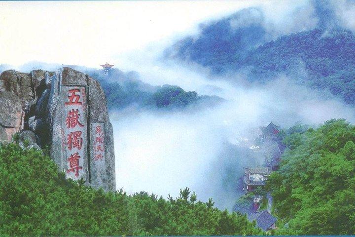 Private Day Tour to Mount Tai from Tai'an with Lunch and Cable Car Ride